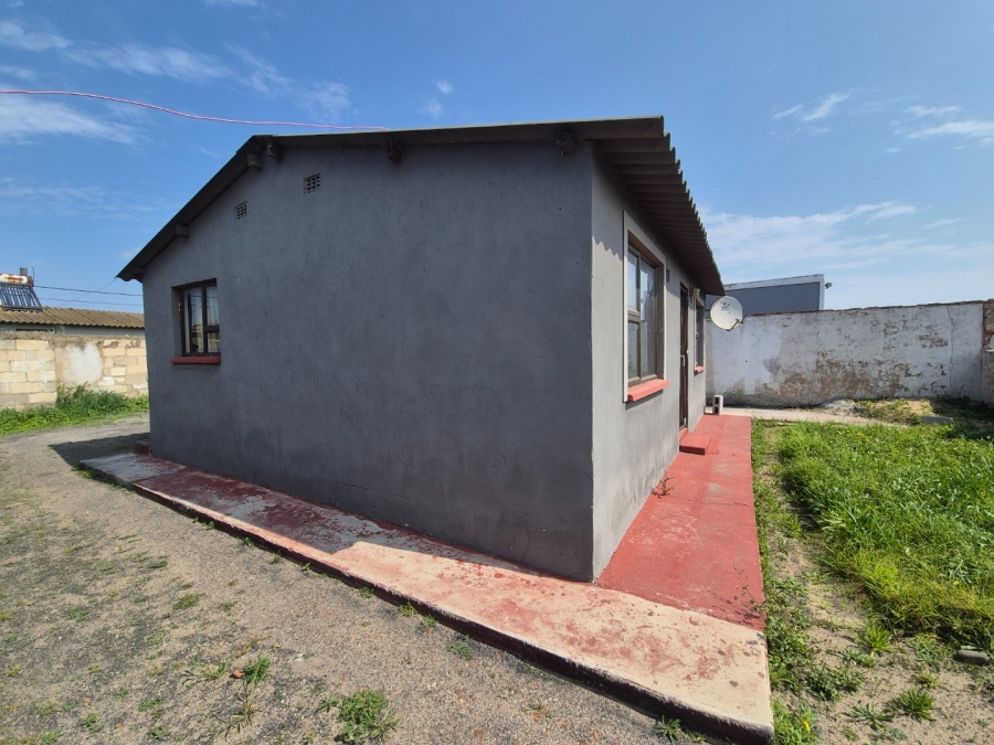 2 Bedroom Property for Sale in Kwazakhele Eastern Cape